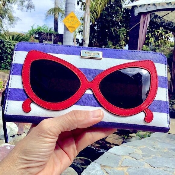 KATE SPADE NOVELTY SUNGLASSES WALLET - Picture 1 of 7